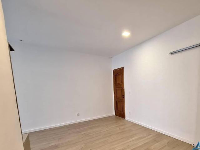 #APLOCBG062 - Apartamento para Venda em Rio de Janeiro - RJ